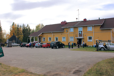 Lomakeitaan prakennus / Fritidsanlggningens skolbyggnad  Eero Niku-Paavo